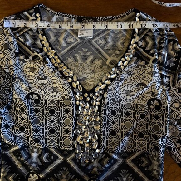 Guilty shirt top geometric design flared bell sleeves bedazzled with glass beads - Picture 10 of 12